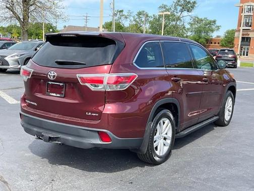Ooh La La Rouge Mica 2014 Toyota Highlander LE