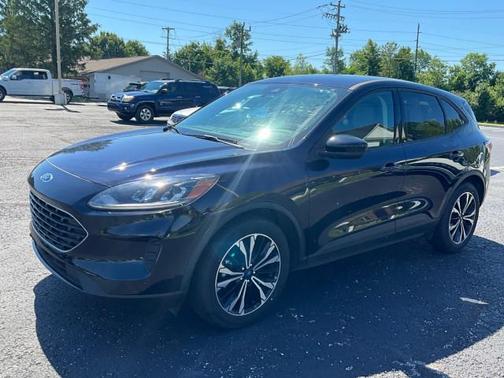 Antimatter Blue Metallic 2021 Ford Escape SE