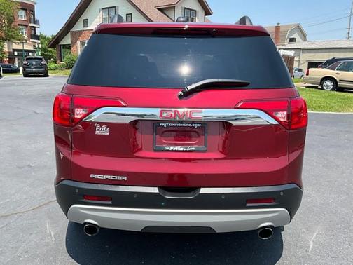 2017 GMC Acadia SLE-2