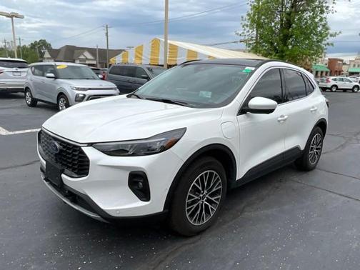 Star White Metallic Tri-Coat 2024 Ford Escape PHEV Base