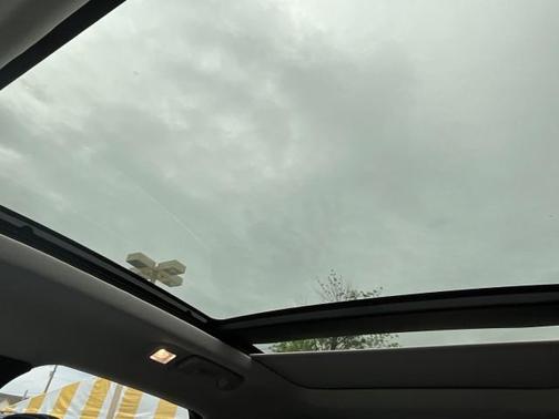 Star White Metallic Tri-Coat 2024 Ford Escape PHEV Base
