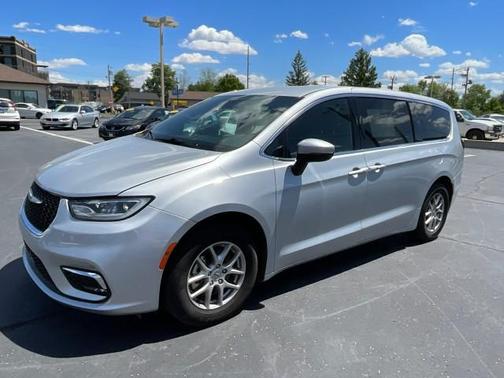 GRAY 2023 Chrysler Pacifica Touring