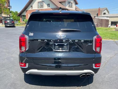 Abyss Black Pearl 2022 Hyundai PALISADE Limited