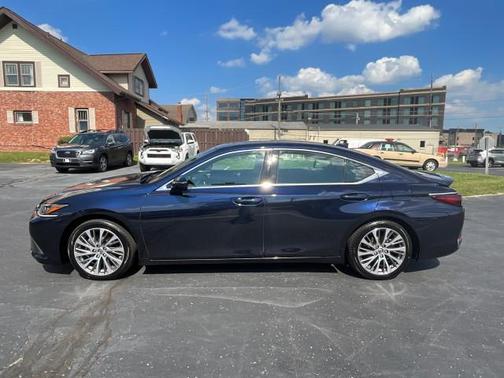 Nightfall Mica 2020 Lexus ES 300h Base