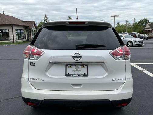 2015 Nissan Rogue SV
