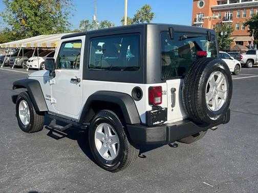 2016 Jeep Wrangler Sport