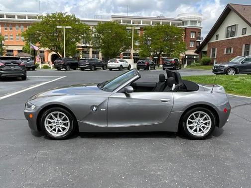 Sterling Gray Metallic 2005 BMW Z4 2.5i Roadster