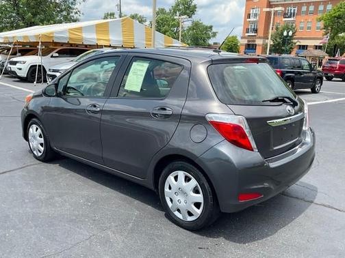2012 Toyota Yaris LE