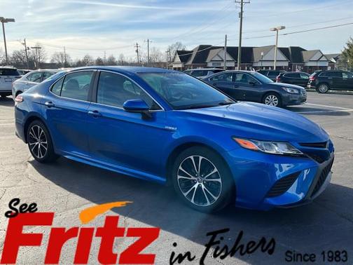 2020 Toyota Camry SE