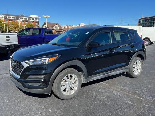 2021 Hyundai TUCSON SE