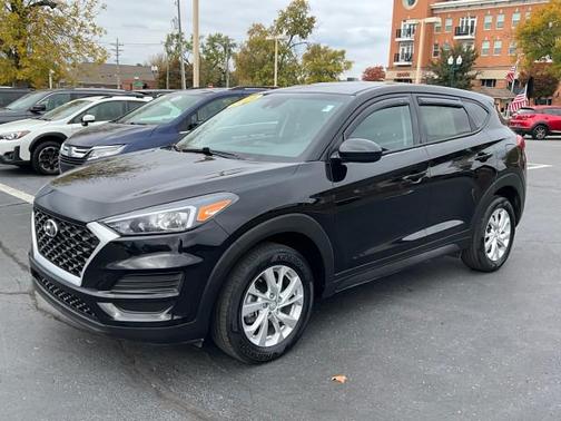 2021 Hyundai TUCSON SE