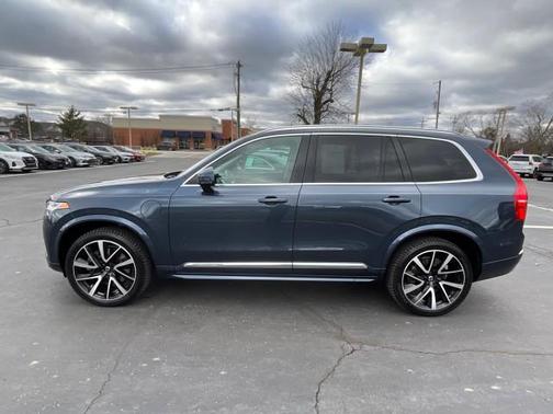 2022 Volvo XC90 Recharge Plug-In Hybrid T8 Inscription Expression 7 Passenger