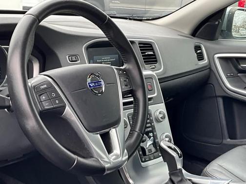 2017 Volvo S60 Inscription T5