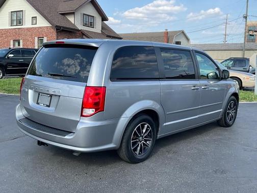 Billet Silver Metallic Clearcoat 2016 Dodge Grand Caravan SXT