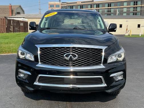 2017 INFINITI QX80 Base
