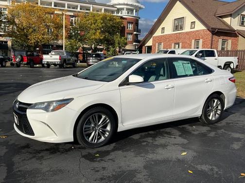 2015 Toyota Camry SE