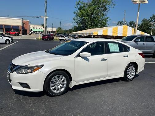 Pearl White 2016 Nissan Altima 2.5 S