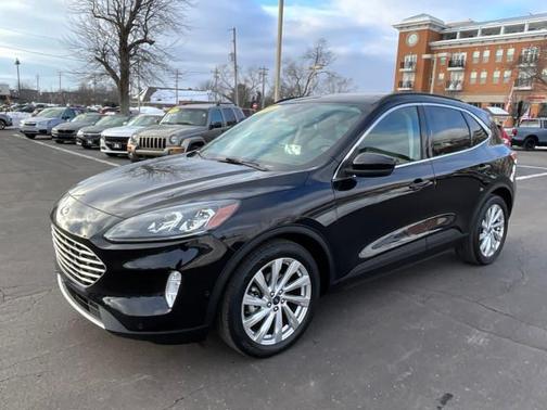 2021 Ford Escape Titanium