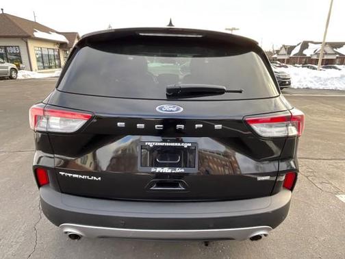 2021 Ford Escape Titanium