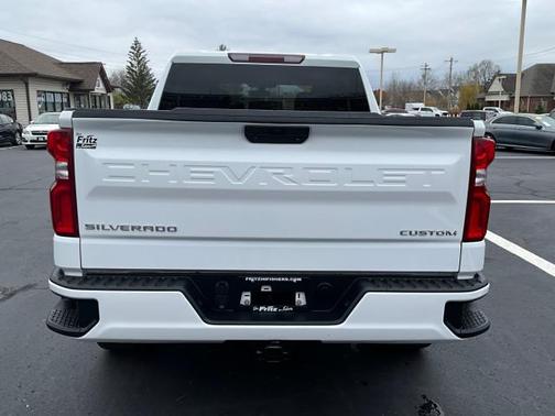 2022 Chevrolet Silverado 1500 Custom