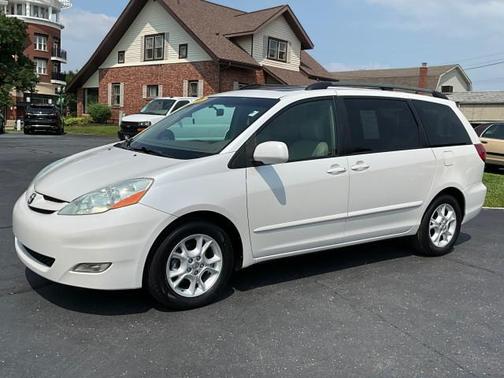 2006 Toyota Sienna XLE