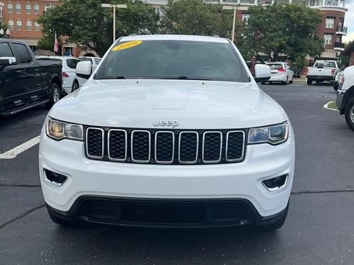 2020 Jeep Grand Cherokee Laredo