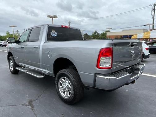 2020 RAM 2500 Big Horn Crew Cab 4X4 6'4' Box