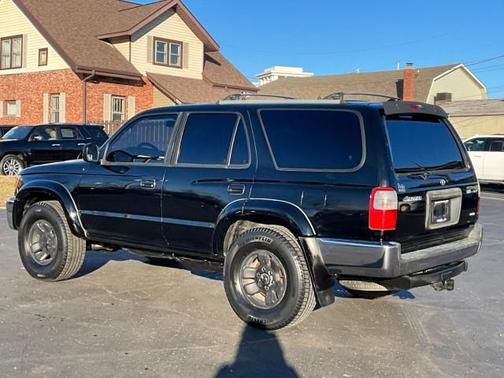 2000 Toyota 4Runner SR5