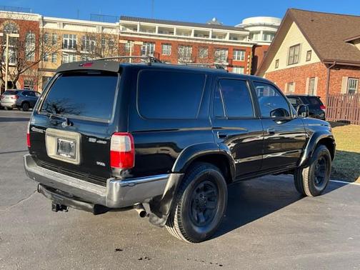 2000 Toyota 4Runner SR5