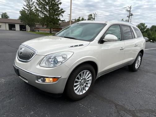 White Opal 2010 Buick Enclave 1XL