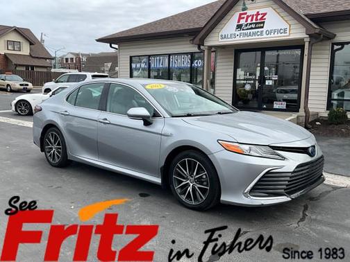 2021 Toyota Camry Hybrid XLE