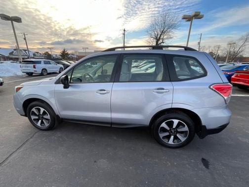 2017 Subaru Forester 2.5i