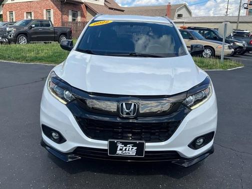Platinum White Pearl 2022 Honda HR-V 2WD Sport