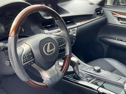 2018 Lexus ES 350 Base