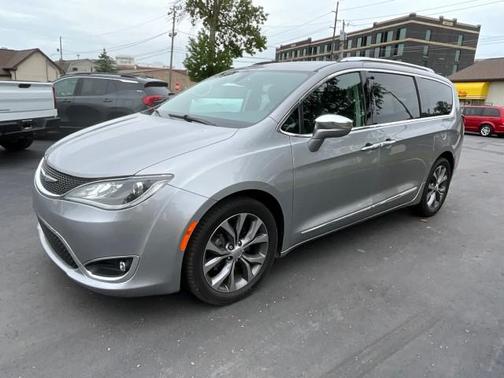 2018 Chrysler Pacifica Limited