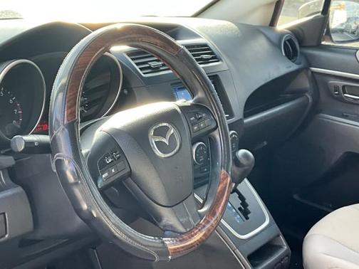 2015 Mazda Mazda5 Sport
