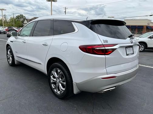 White Frost Tricoat 2019 Buick Enclave Avenir
