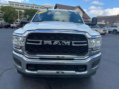 2021 RAM 2500 Tradesman Crew Cab 4x4 8' Box