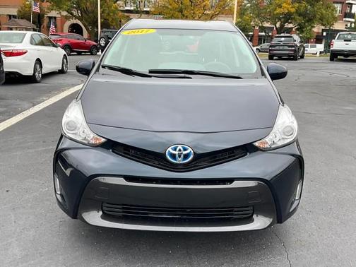 2017 Toyota Prius v Three