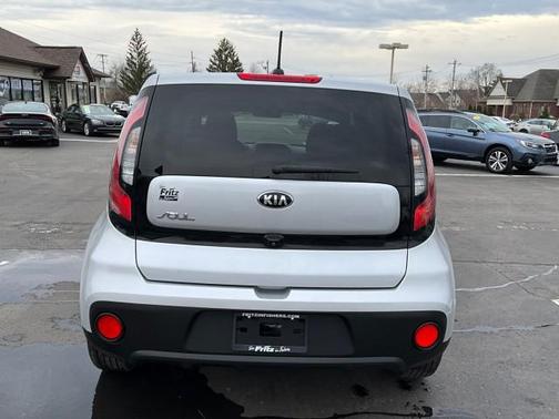 2017 Kia Soul Base