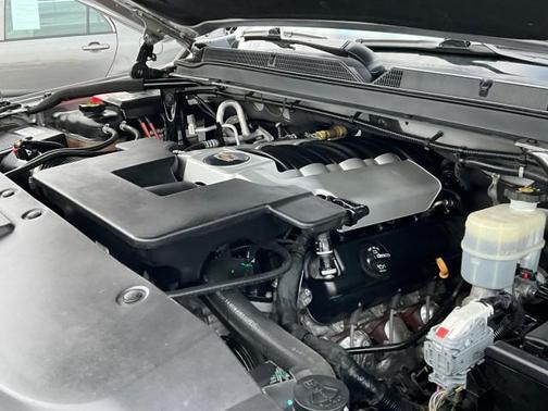 Radiant Silver Metallic 2020 Cadillac Escalade ESV Premium Luxury