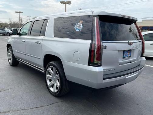 Radiant Silver Metallic 2020 Cadillac Escalade ESV Premium Luxury