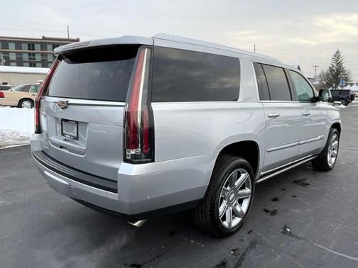 2020 Cadillac Escalade ESV Premium Luxury