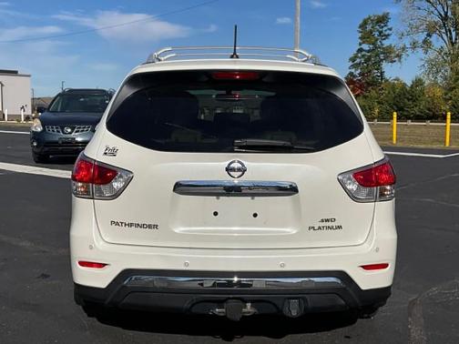 2016 Nissan Pathfinder Platinum