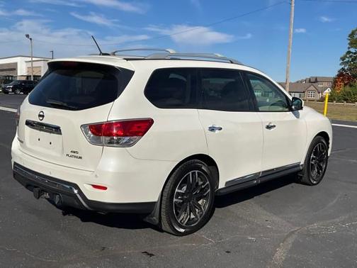 2016 Nissan Pathfinder Platinum