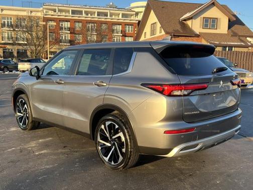2023 Mitsubishi Outlander SE 2.5 S-AWC
