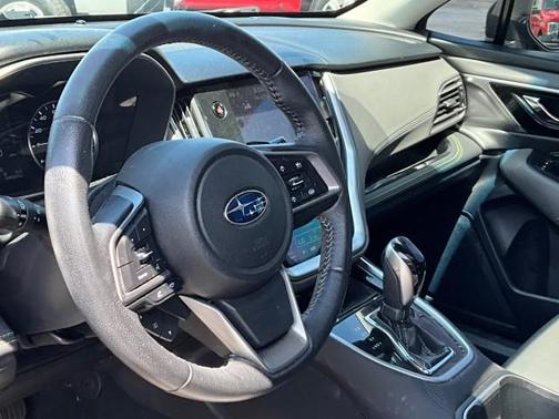 Crystal Black Silica 2020 Subaru Outback Onyx Edition XT