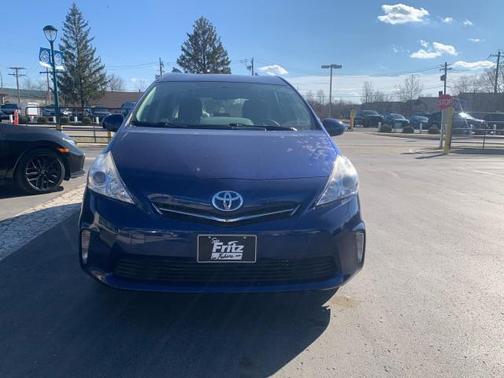 2013 Toyota Prius v Three