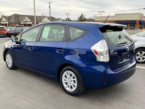 2013 Toyota Prius v Three