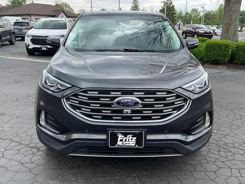 Magnetic Metallic 2019 Ford Edge Titanium